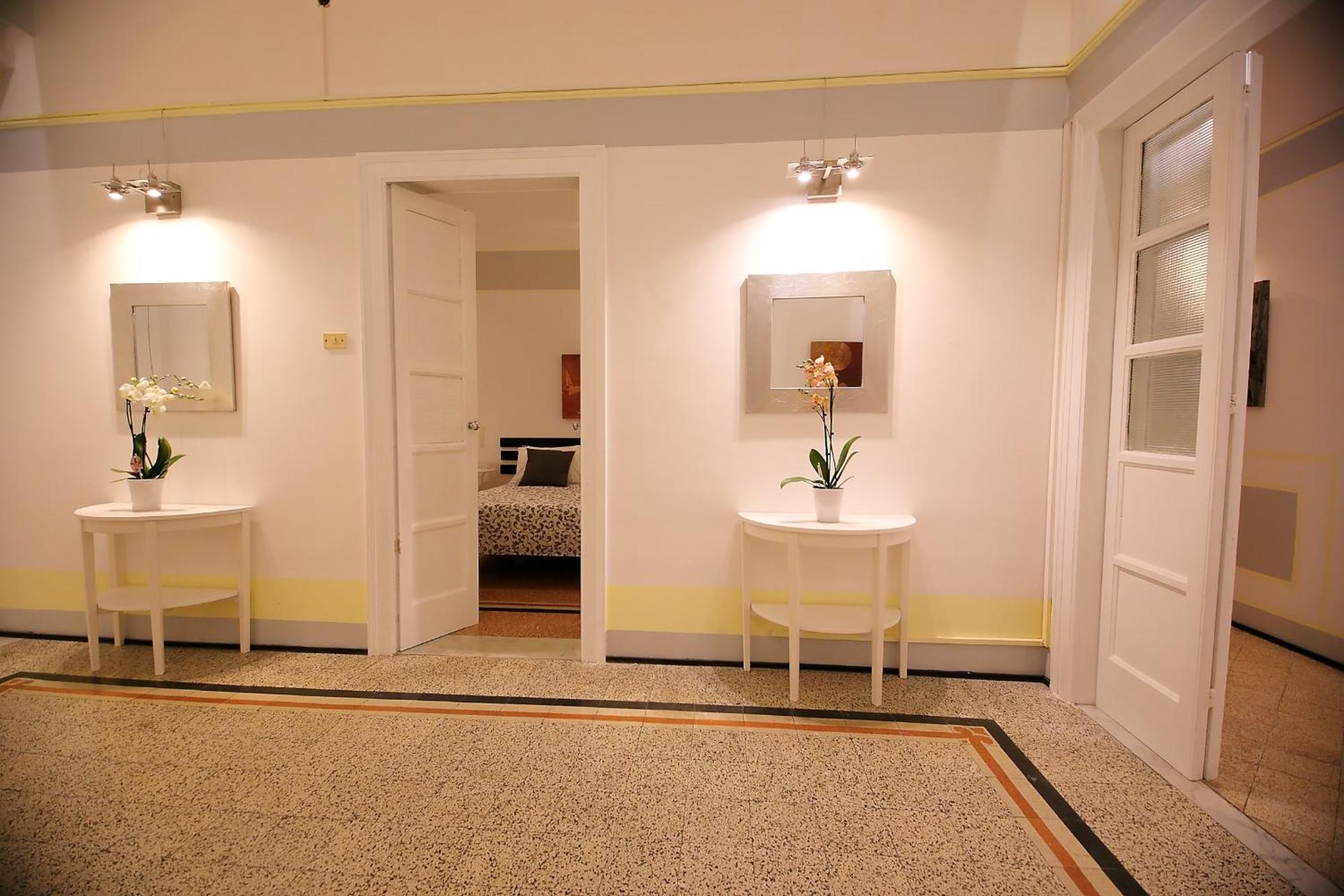 Room And Suite - Bari Centrale - エクステリア 写真